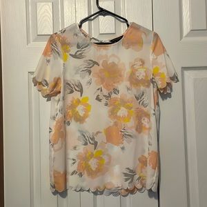 Banana republic factory floral scalloped edge blouse